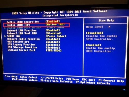 怎么在如图电脑bios下设置硬盘启动 ide模式?