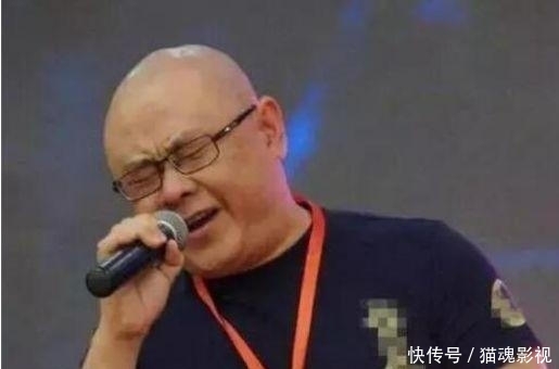 48岁刀郎曝光,妻子是我们熟悉的她,难怪16年被