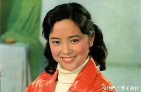 6岁就开始出道拍戏,初中毕业分配去当车工,丈