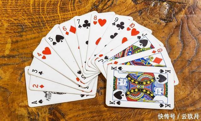 顺子是什么牌才能打出来的 t016bf1b137d05d3228.jpg