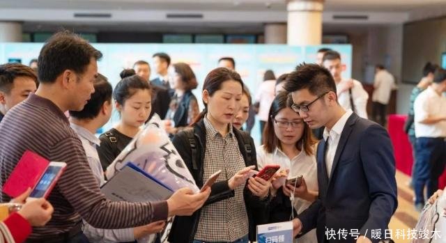 攀升 (IPASON) 电脑亮相2019年世界知识产权