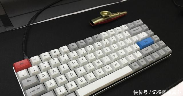 怎么使用游戏键盘 t016f34f456f91d6217.bmp?size=640x336