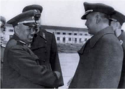 许世友与哪位开国中将结怨,至死都不肯原谅?