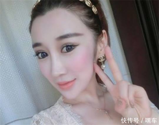 继冯提莫之后的又一网红,因跳古驰舞蹈走红,今