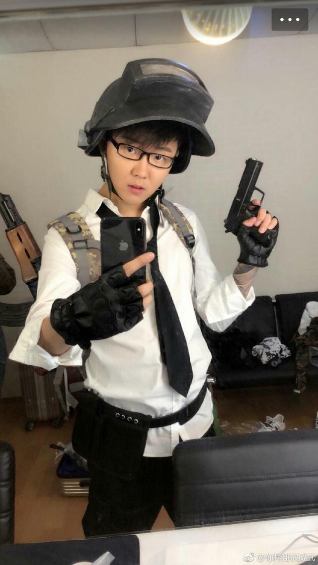 吃鸡摇DJ平底锅空降斗鱼,为啥直播房间号与