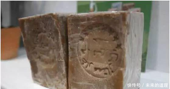 中国人去叙利亚旅游,买了10斤香皂30袋葡萄干