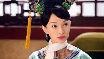 郑爽认爱张恒，网上撒糖不避嫌，其实女星的情路都很坎坷？