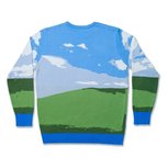 微软推出70美元丑毛衣 基于经典壁纸“蓝天白云草地”