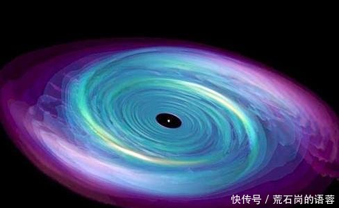 距离地球最近的黑洞,比太阳大7倍,正以快4倍的