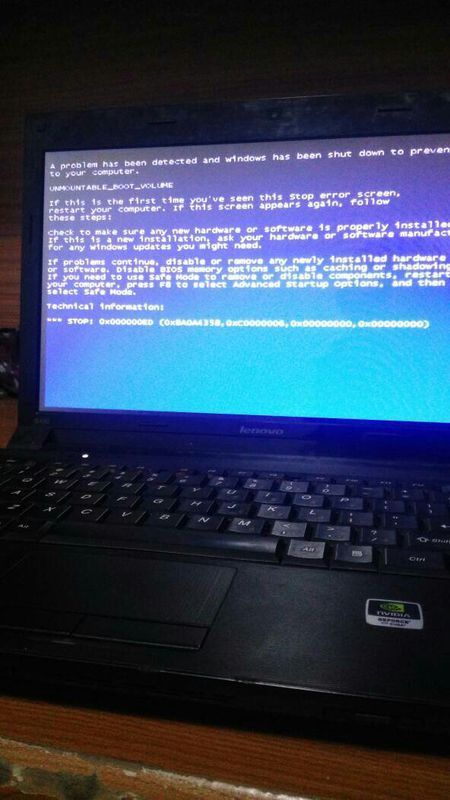笔记本电脑蓝屏后开不了机_电脑开wifi蓝屏_笔记本系统还原后蓝屏