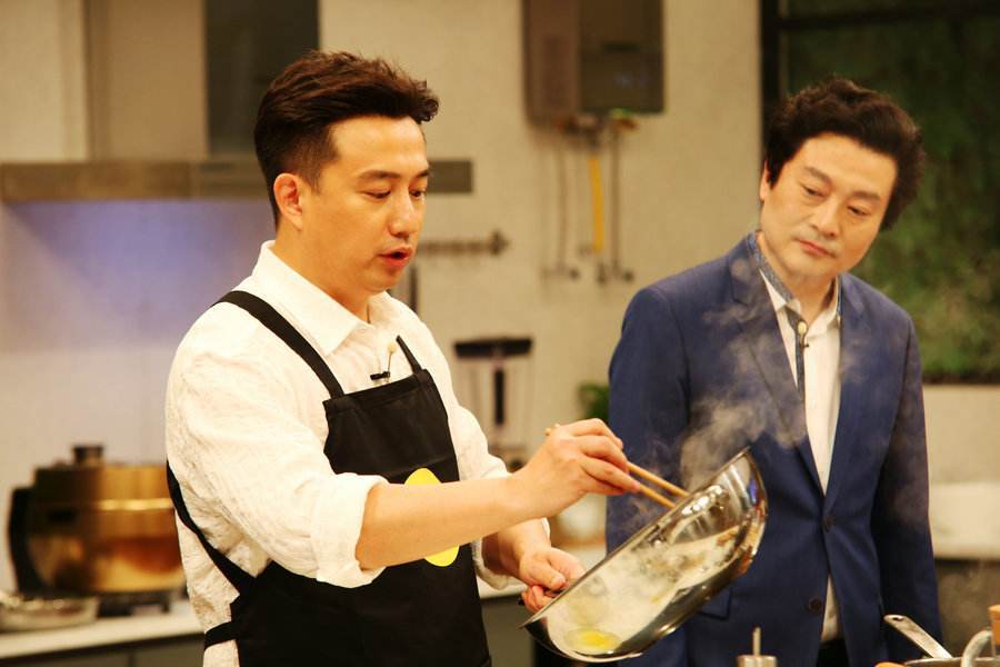 鹿晗邻居是李荣浩,陈赫邻居是王思聪,黄磊邻居