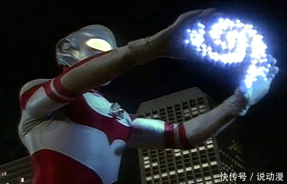 这五个奥特曼被人类气坏,一个出场就挨打,最后