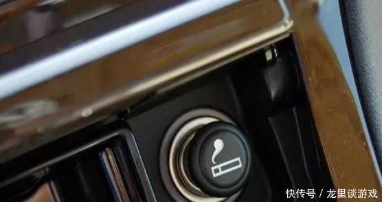 开车抽烟扣分吗