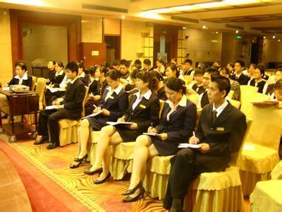 餐饮连锁企业员工考勤管理办法,简单易懂