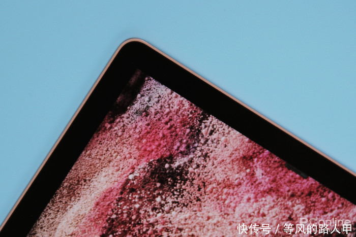 笔记本颜值巅峰SurfaceLaptop2单机评测