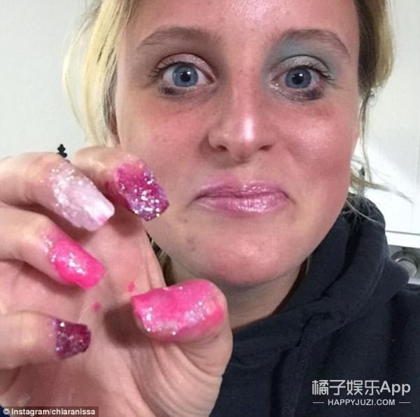 当女生的v女生a女生大于技的时候,结果已经猜女生室友穿内裤图片