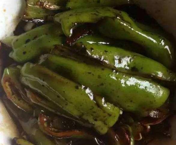 又酸又辣的腌青椒,简单4步就做好,离不开的开