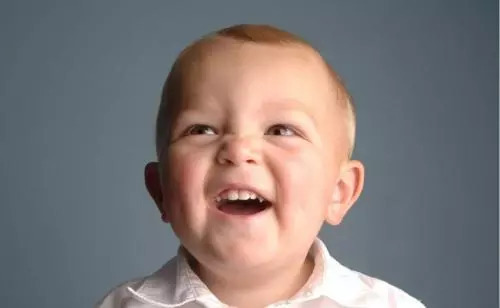 宝宝感冒药越贵越好?害怕孩子烧傻了,亲妈也