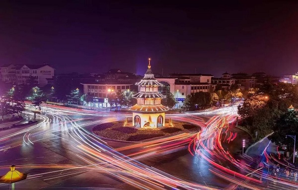 \"烟花三月下扬州\",三月,扬州去吧!