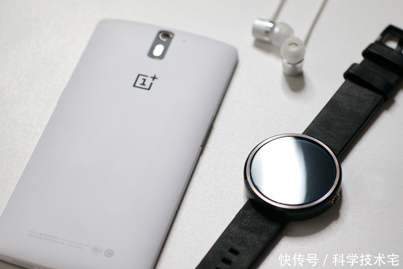 同样是骁龙845手机,为什么一加六可以现货而小