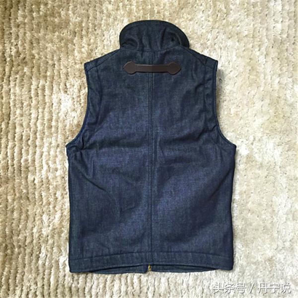 薄款工装风坎肩 t017e9e4e0690e80bc4.jpg?size=600x600