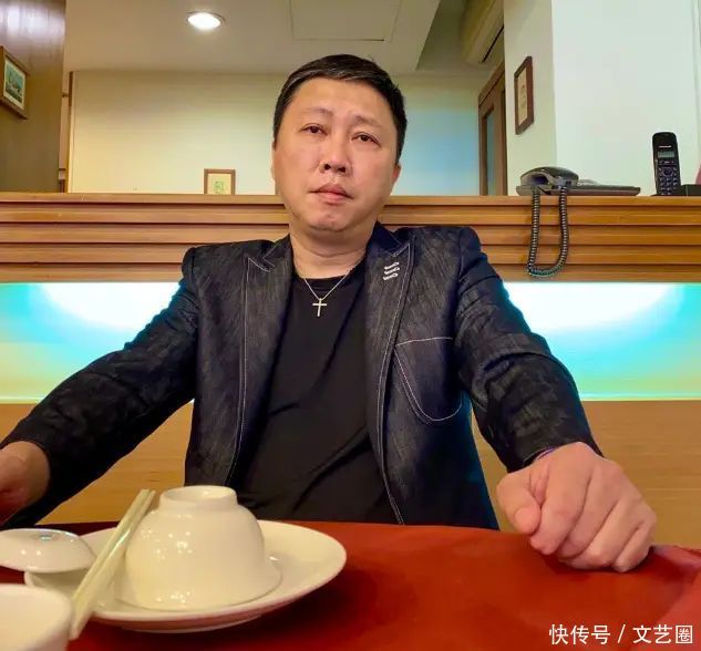 55岁赵正平又结婚!要娶小22岁空姐,不公开其长相,把女友骂哭过 360娱乐,你开心就好