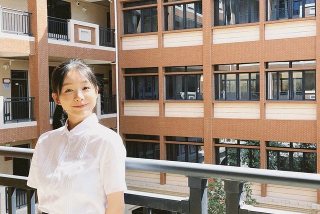 彩虹主演甜宠剧 脱离女团妆容 被指打脸辣眼