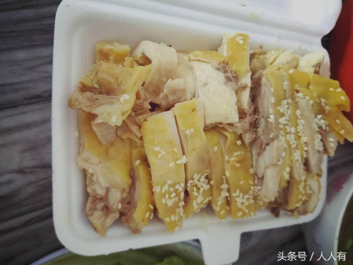 香港姑妈一家四口月收入10万,晚餐也只能吃这