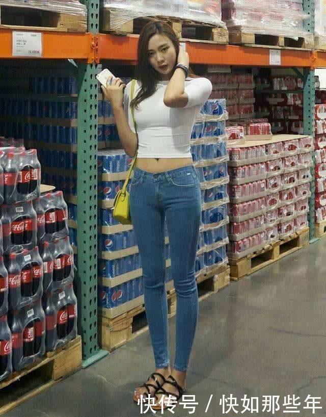 开心一刻:一保洁员打扫女生宿舍的收获!