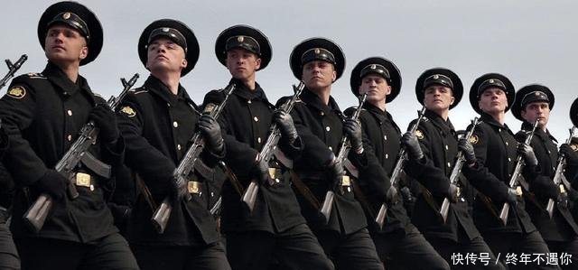 如果美国和俄罗斯开战,那么哪个国家会铁定参