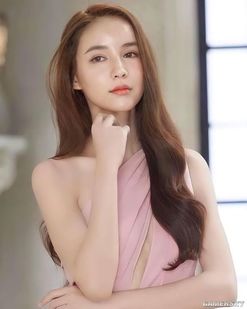 曾经泰国征兵现场的最美变性人已经蜕变成性感模特