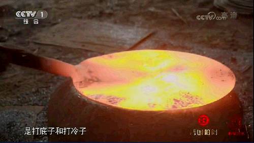 这档吃货最爱的节目开播了!攒了4年的口水,没想到被种草的居然是