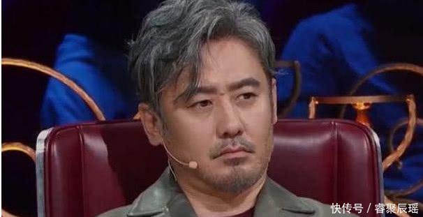 张小斐撩开衣服喂奶,徐峥泪洒现场,有谁注意吴