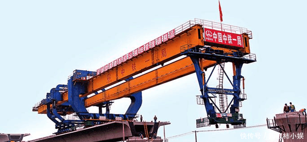 法国游客来中国后直言,中国造桥技术水平一点