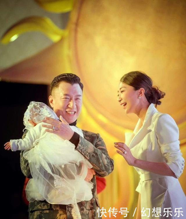孙红雷发博为女儿庆生,称用微博记录女儿成长