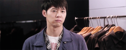 朴有天低调结婚?女友疑社交账号晒无名指戒指