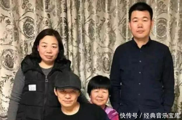 明星兄弟姐妹颜值差距太大,杨迪妹妹颜值高,只