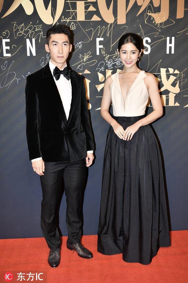 武大靖成娱乐圈宠儿与任容萱一同亮相,两人间