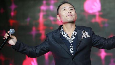 情歌《花桥流水》另人心情舒畅,好听!