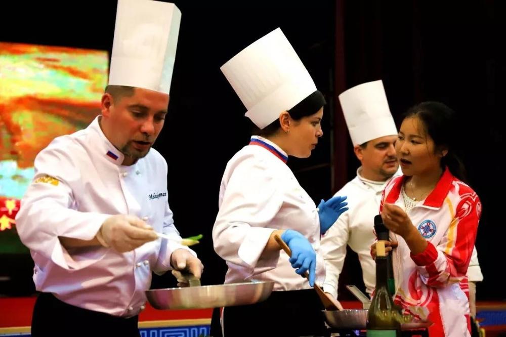 第七届中俄蒙美食文化节、第二届中国乌兰察布美食文化节暨第三届