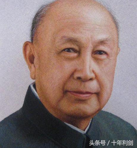 钱学森为国贡献心切,学术顶尖成果颇丰,却淡泊