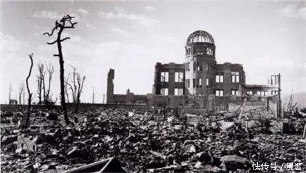 日本死伤30万,为啥天皇就投降了?日本人说出真