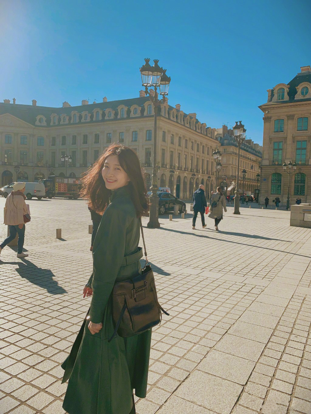 衣品最能抗的明星!郑秀文范玮琪真的好年轻