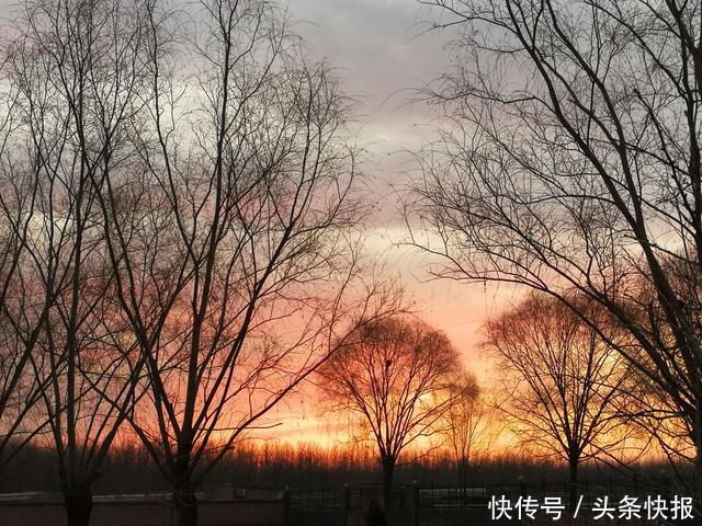 2018年阳历新年第二天早上的第一抹阳光