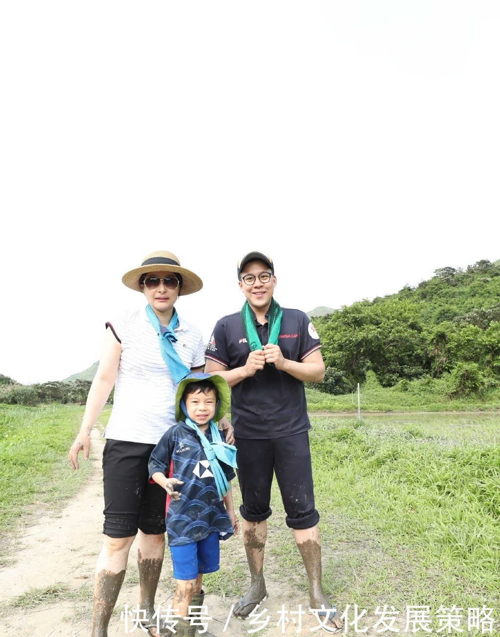 郭晶晶被曝怀三胎,霍启刚挂电话不回应,半月前