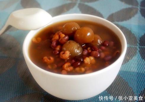 红豆和什么一起熬粥能补血 t019242f143e64e37ba.jpg