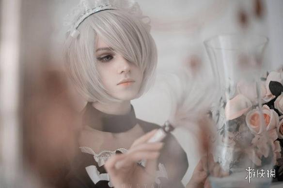 毛妹COS《尼尔》2B小姐姐 一身乳胶紧身衣美到没朋友