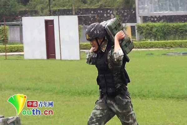 张馨予突然晒结婚证,老公帅气曾帮她剪头发