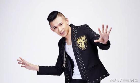 继天佑卢本伟焦点访谈之后,网红主播杨清柠又