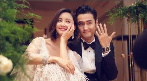 他曾和张歆艺交往7年，后与小15岁娇妻闪婚，出道35年却买不起房